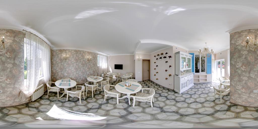 Mini Hotel Ryleev Kharkiv Bagian luar foto