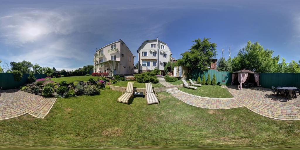Mini Hotel Ryleev Kharkiv Bagian luar foto