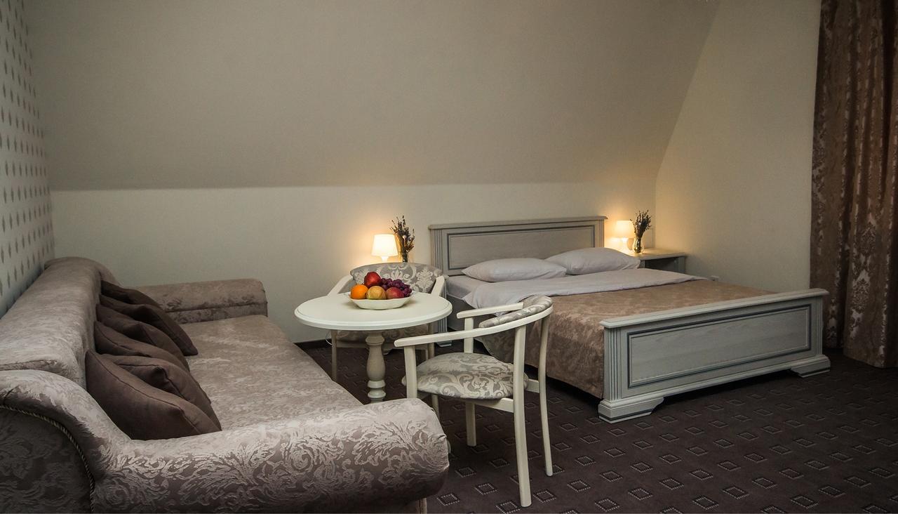 Mini Hotel Ryleev Kharkiv Bagian luar foto