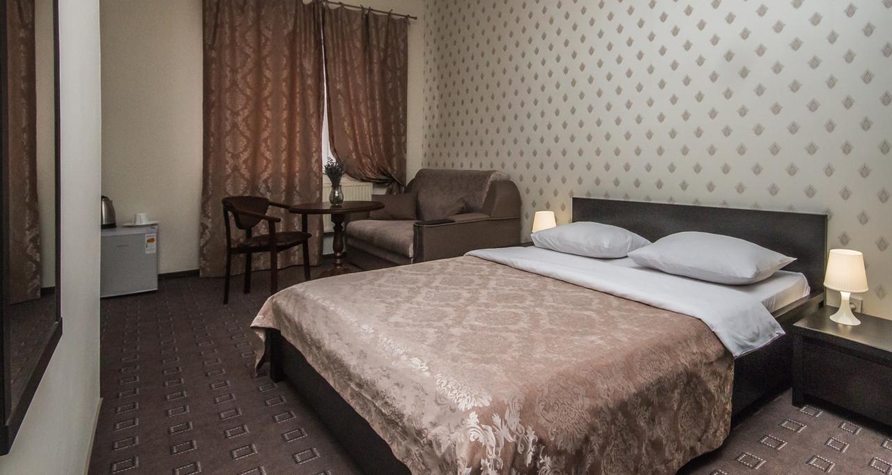 Mini Hotel Ryleev Kharkiv Bagian luar foto