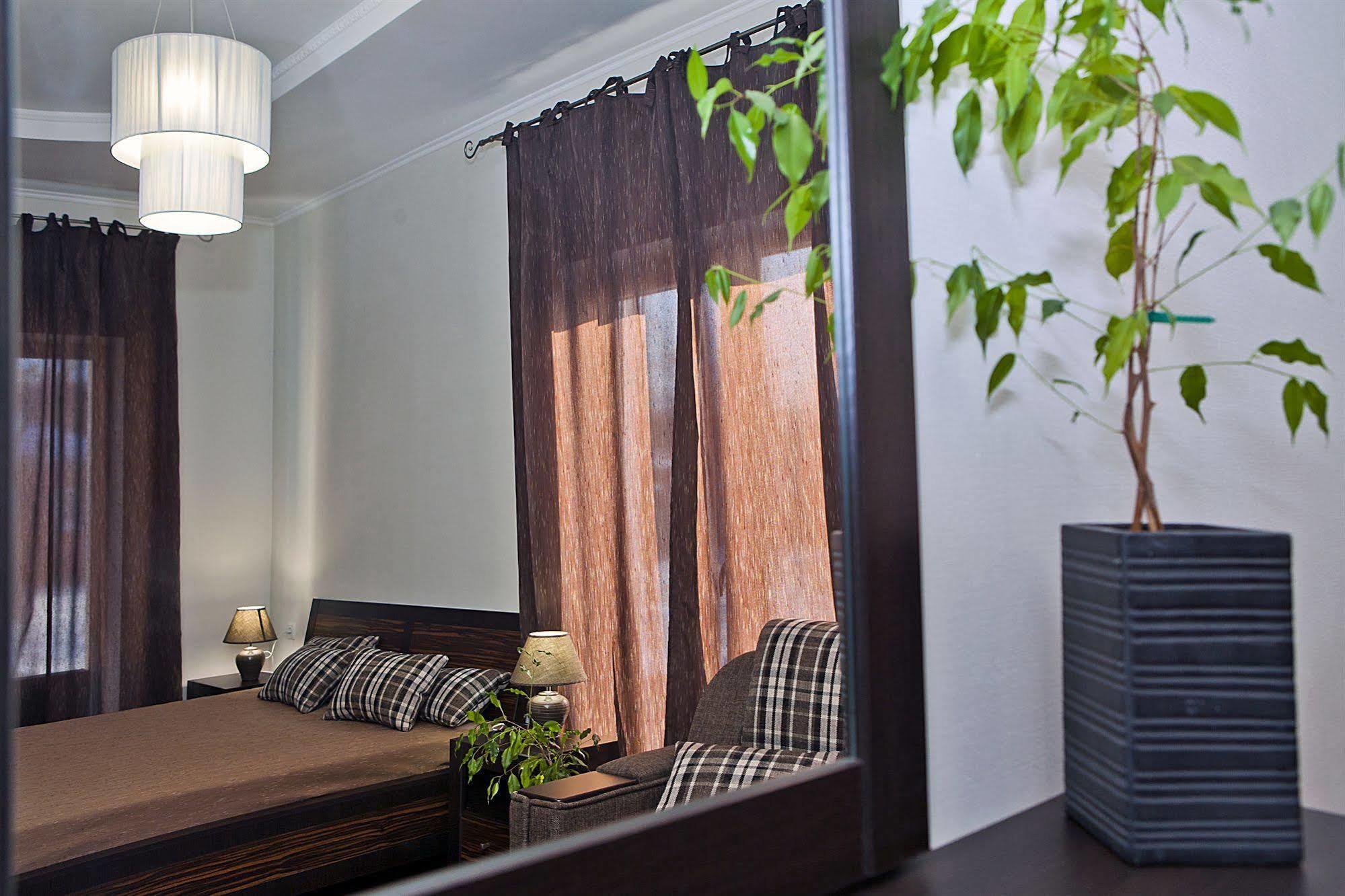 Mini Hotel Ryleev Kharkiv Bagian luar foto
